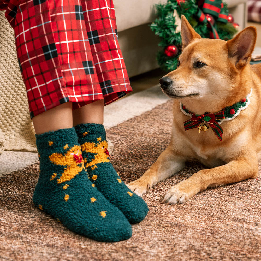 Kerst Sjaal en Sokken Set voor Huisdieren – Gezellige Kerstoutfit voor Jou en Je Huisdier