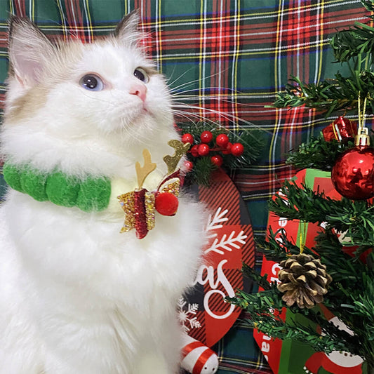 Kerst Pompon Ballen Honden- en Kattenhalsband – Feestelijke Verstelbare Kerstoutfit voor je Huisdier